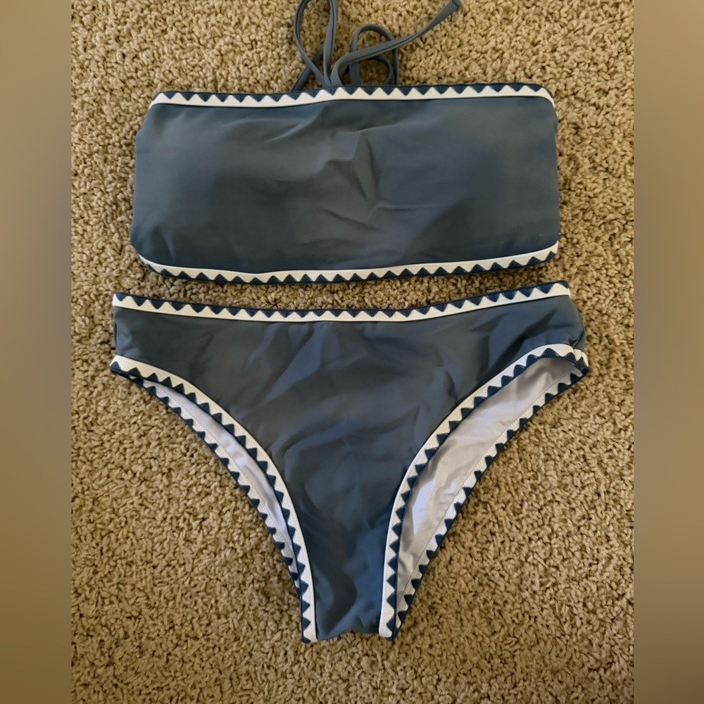 NWOT Zaful White and Gray/Blue Color Bikini